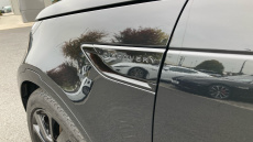 Land Rover Discovery 3.0 D300 Dynamic SE 5dr Auto Diesel Station Wagon